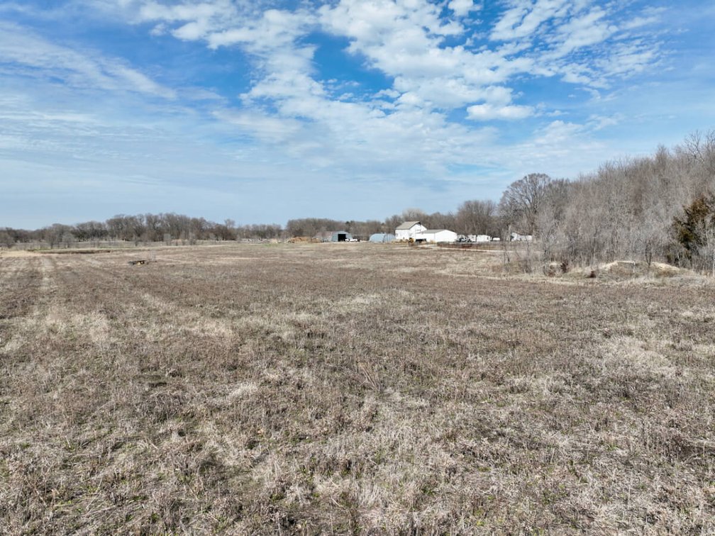 182 SE 20th St, El Dorado, KS 67042: House & Buildings on 16.6 Acres photo 6
