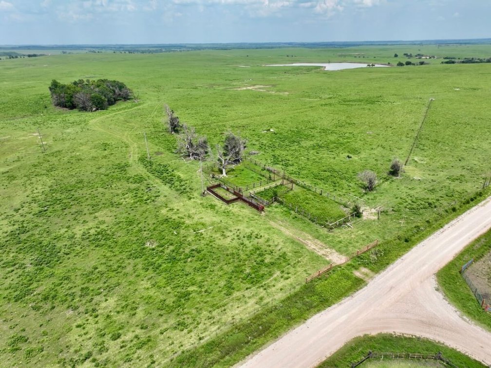 595 Acres Native Flint Hills Pasture Near Madison in Greenwood County, Kansas photo 5