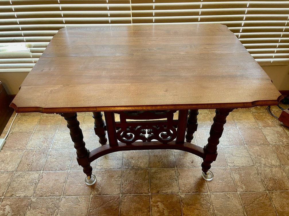 Carol Hart Living Estate Online Only Auction photo 2