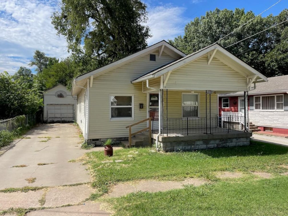 El Dorado, Kansas Multi-Property Online Only Real Estate Auction photo 5
