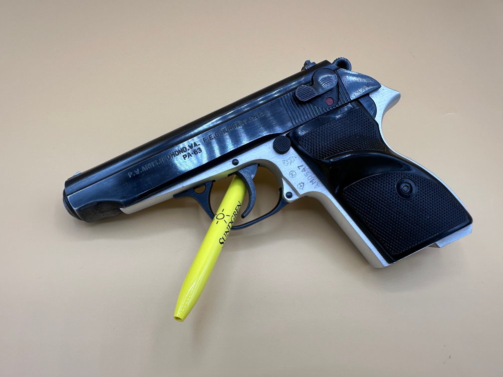 Guns, Art, Antiques Auction  photo 2