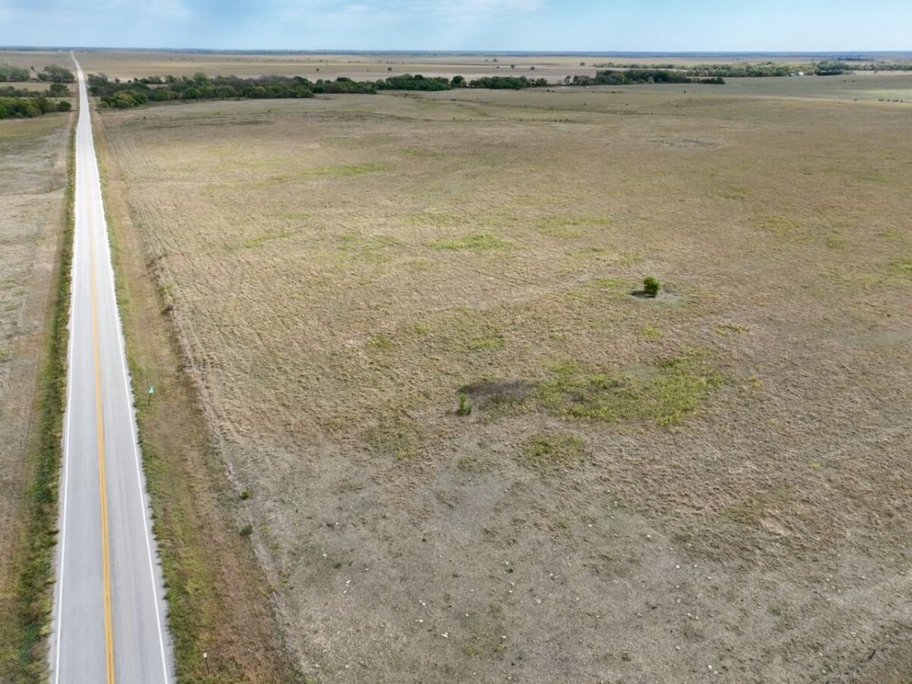 240+- Acres Flint Hills Pasture Between Cassoday and Burns in Butler County, Kansas photo 9