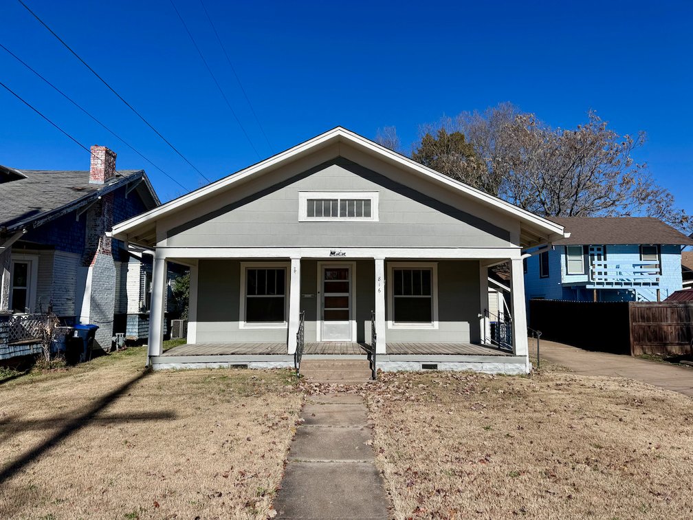 816 W 3rd Ave, El Dorado, KS 67042 – 2 Bed 1 Bath Home photo 1