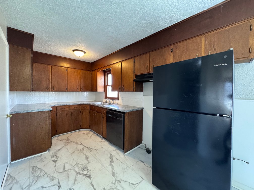 222 E Random Rd, El Dorado, KS 67042 – 3 Bed 1 Bath Home photo 5