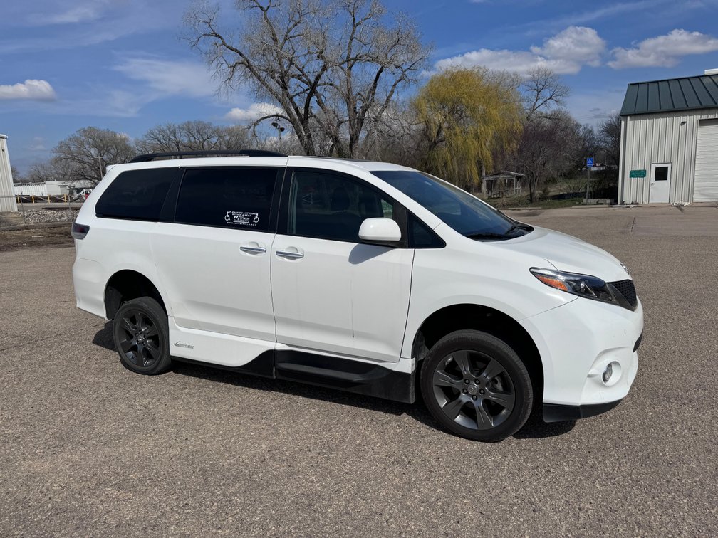 Vehicle Consignment Auction - Online Only photo 2