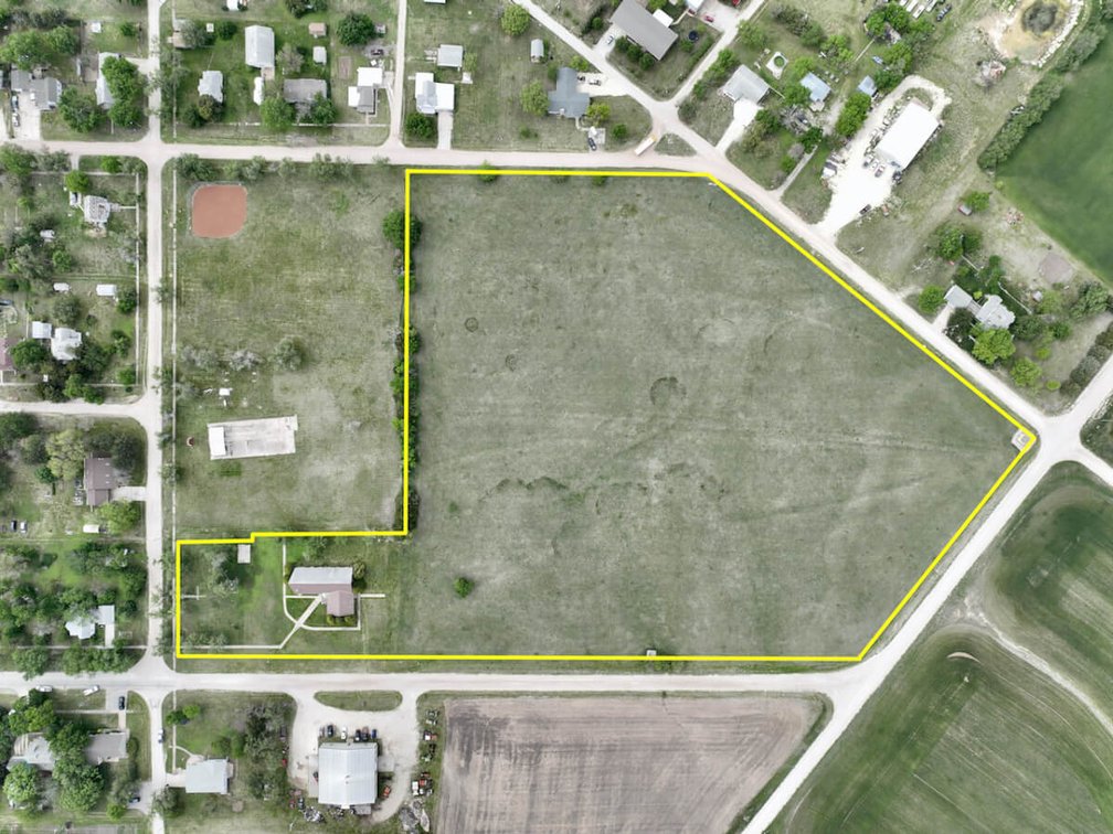 13.48 Acres and 7500+ Sq Ft Building: 308 E Main, Lehigh, KS 67063 photo 1