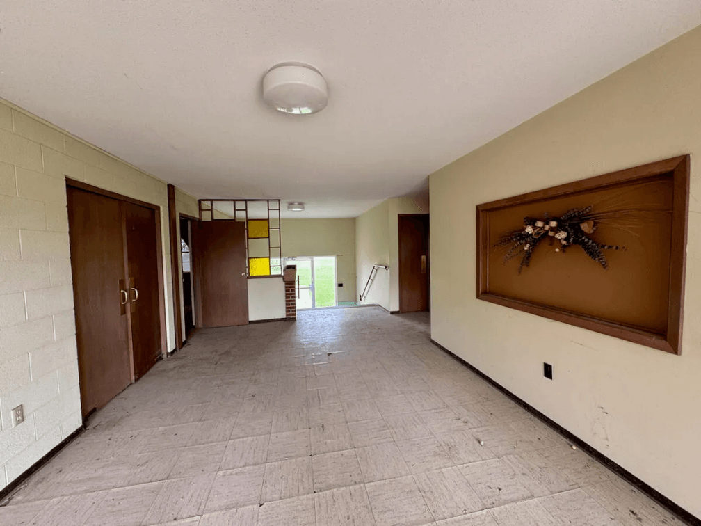 13.48 Acres and 7500+ Sq Ft Building: 308 E Main, Lehigh, KS 67063 photo 4