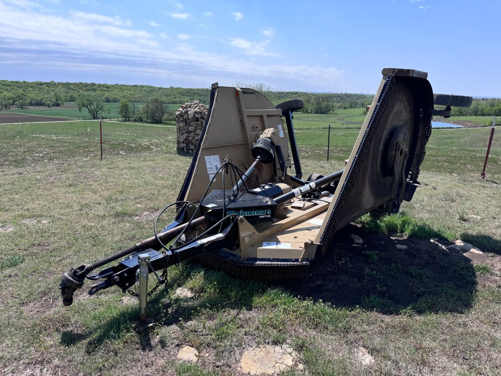 Farm Equipment Auction - Property of Don Stuber photo 5