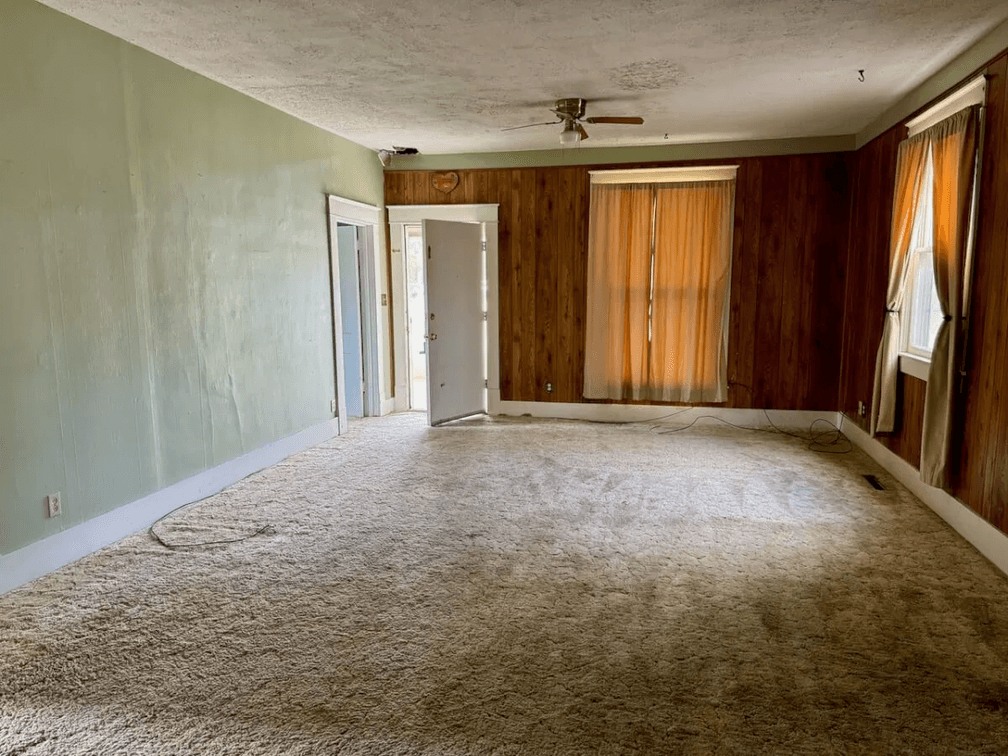 Investment Real Estate Auction: 818 W. 1st Ave, El Dorado, KS 67042 photo 3