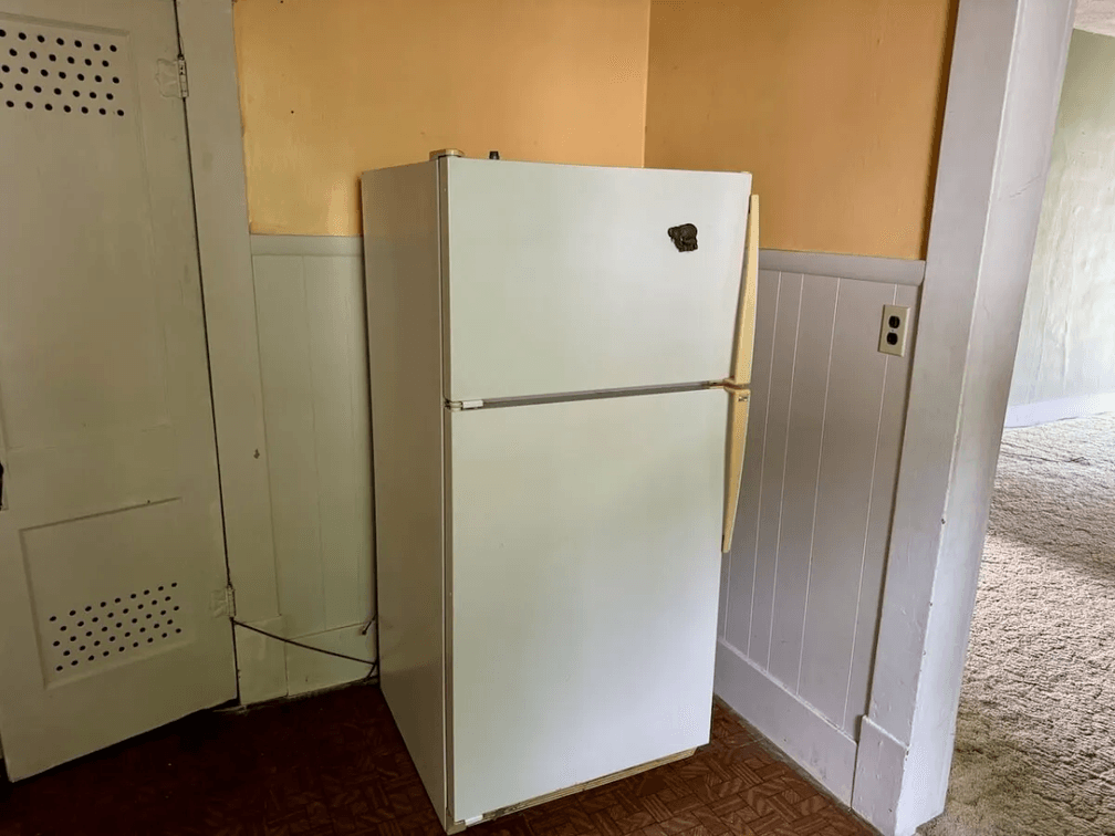 Investment Real Estate Auction: 818 W. 1st Ave, El Dorado, KS 67042 photo 8