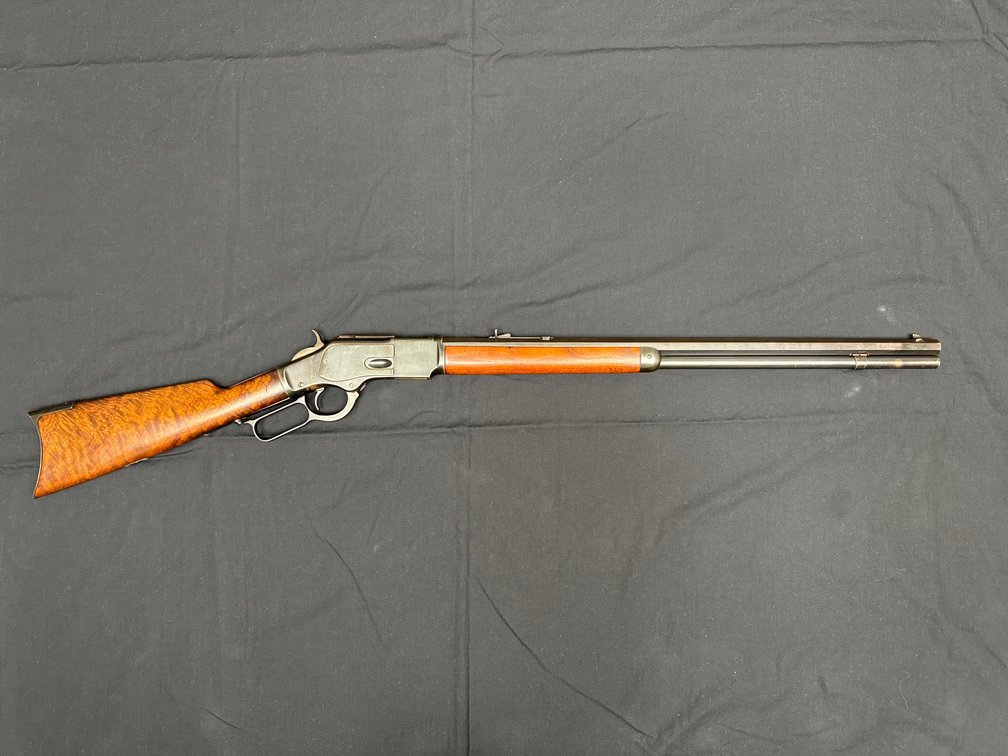 Gun and Car Auction - Rifles, Shotguns, Pistols, 2008 Dodge Avenger photo 2