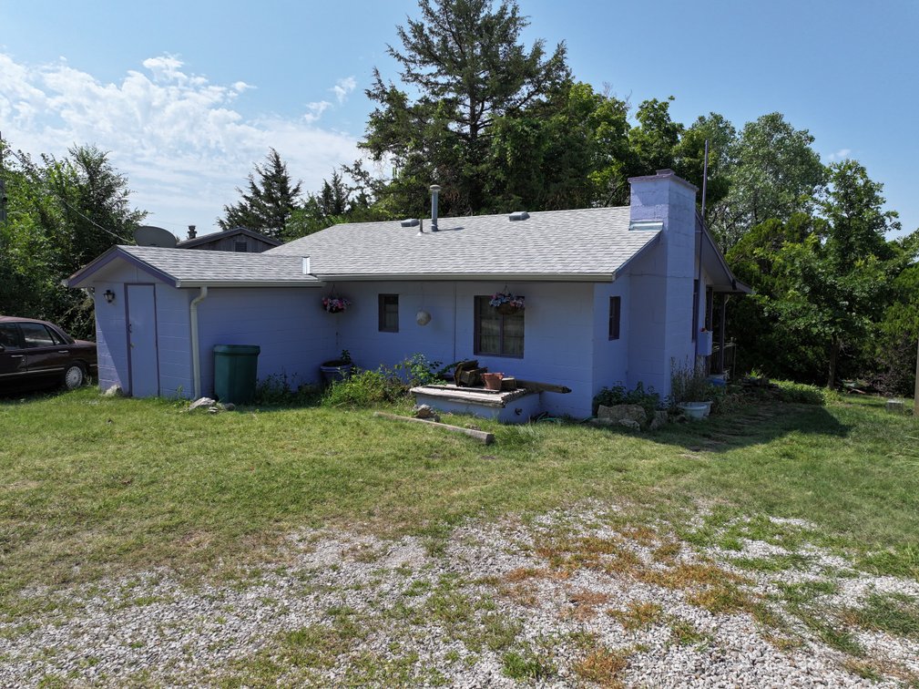 Marion County Lake House: 131 Lakeshore Dr, Marion Kansas 66861 photo 6