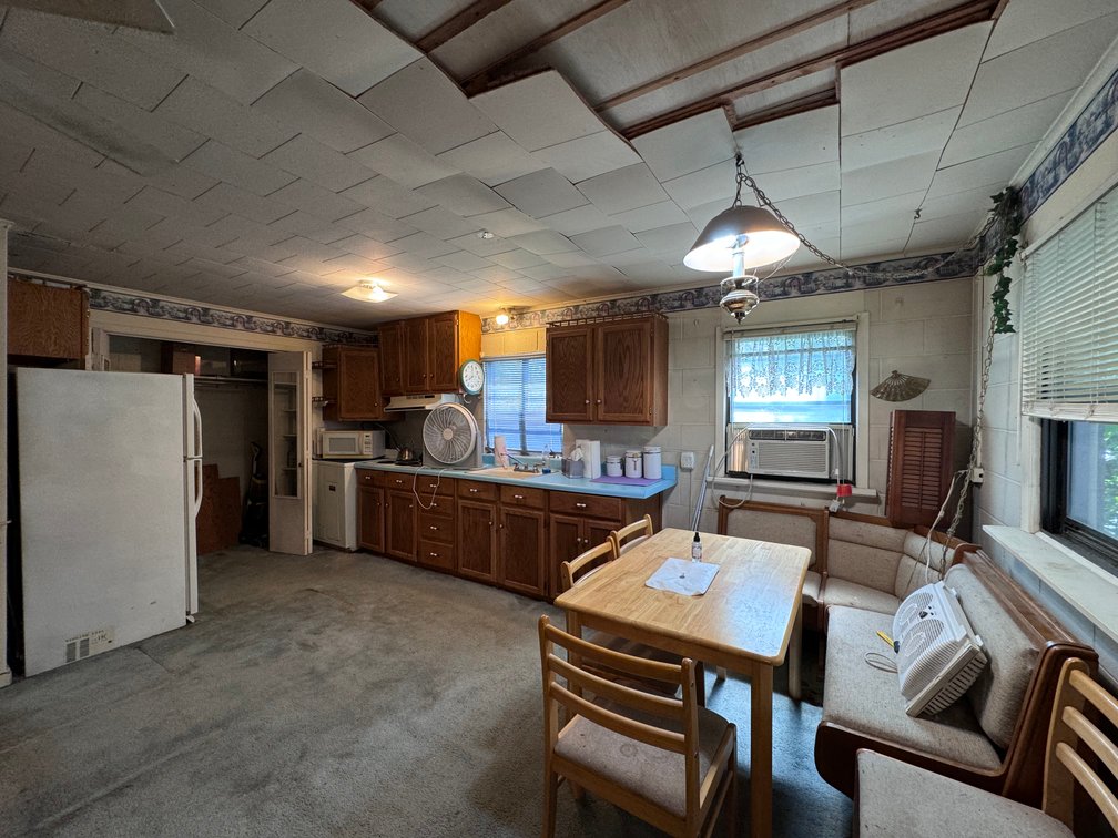 Marion County Lake House: 131 Lakeshore Dr, Marion Kansas 66861 photo 7