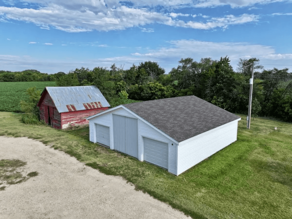 Farm House & Buildings on 20 Acres, Whitewater, Kansas photo 5