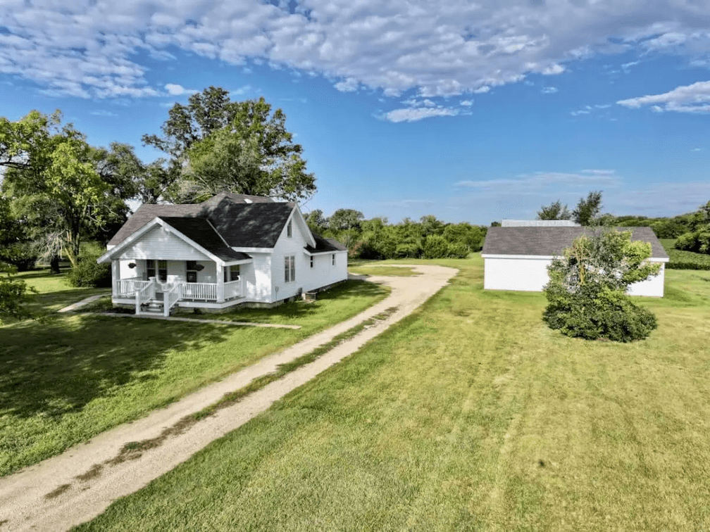 Farm House & Buildings on 20 Acres, Whitewater, Kansas photo 2
