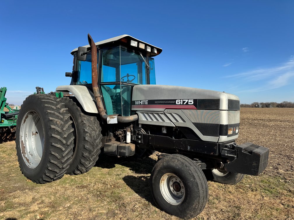 Estate of Lavern Stucky: Farm Equipment Auction photo 5