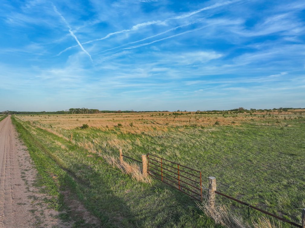 158+- Acres Pasture, Pond, Trees & Water Well – Reno County, Kansas photo 9