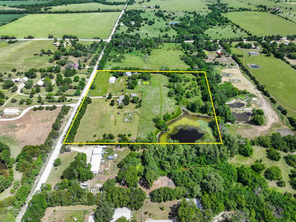 18156 SW Tawakoni Rd, Rose Hill KS 67133 – 9.4 Acres, 3 Bed 2 Bath, Garage, Shop & Pond photo 2
