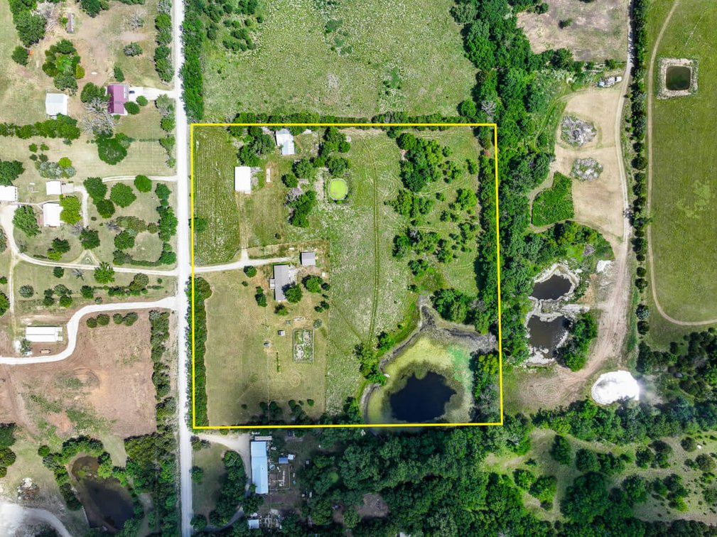 18156 SW Tawakoni Rd, Rose Hill KS 67133 – 9.4 Acres, 3 Bed 2 Bath, Garage, Shop & Pond photo 3