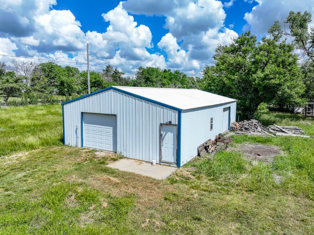 18156 SW Tawakoni Rd, Rose Hill KS 67133 – 9.4 Acres, 3 Bed 2 Bath, Garage, Shop & Pond photo 5