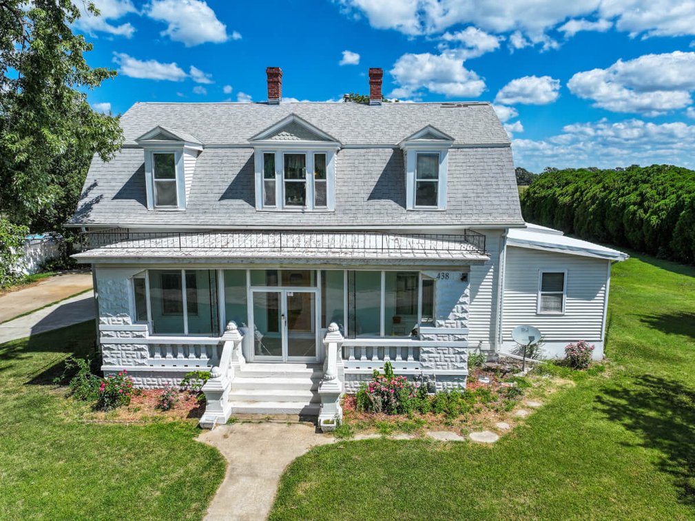 438 E Main St, Mount Hope, KS 67108: 4 Bed 2.5 Bath Classic Home and Shop photo 2