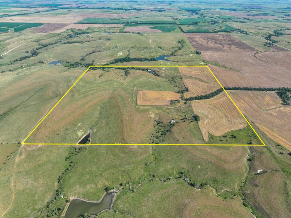 160 Acres Lincoln County, Kansas – Pasture, Tillable, Ponds & Water Well photo 2
