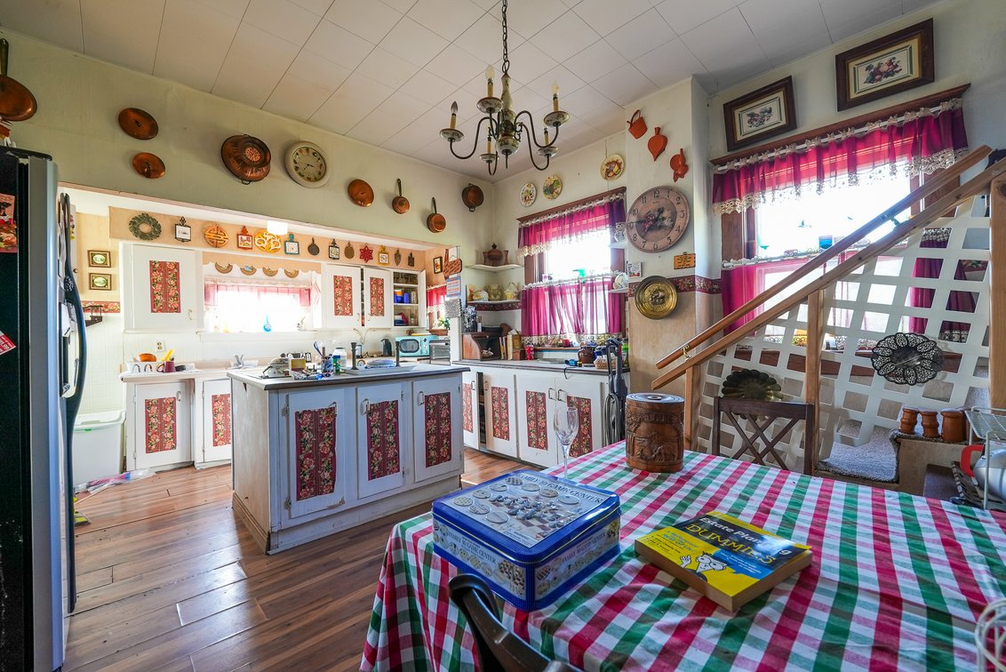 203 N 3rd St, Towanda KS 67144: 5 Bed 2 Bath Classic Home on Large Corner Lot photo 8