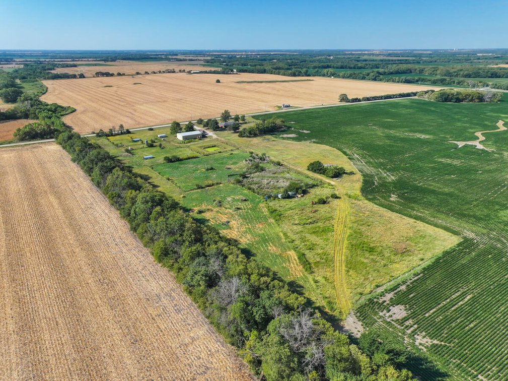 15592 NW 60th, Whitewater, Kansas – Brick home on 9.6+/- acres photo 9