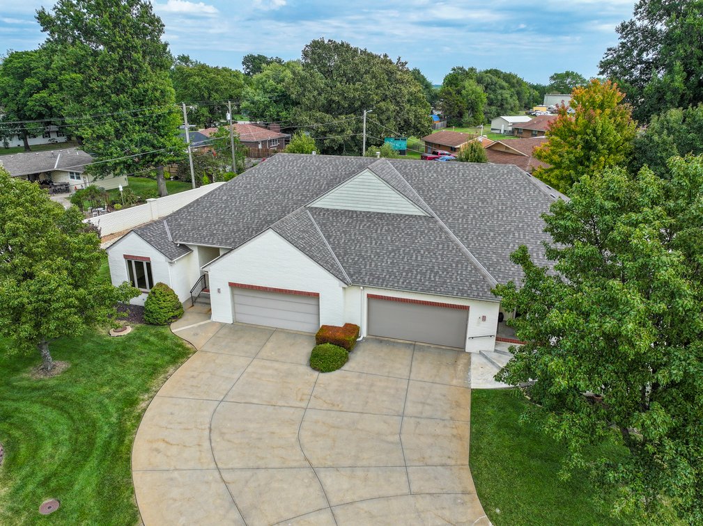 BentGrass Condo: 1770 Country Club Rd #9, El Dorado, KS 67042 photo 3