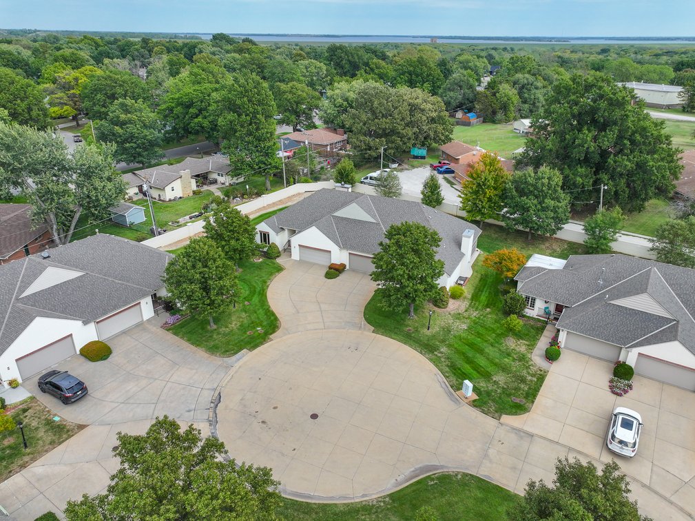 BentGrass Condo: 1770 Country Club Rd #9, El Dorado, KS 67042 photo 6