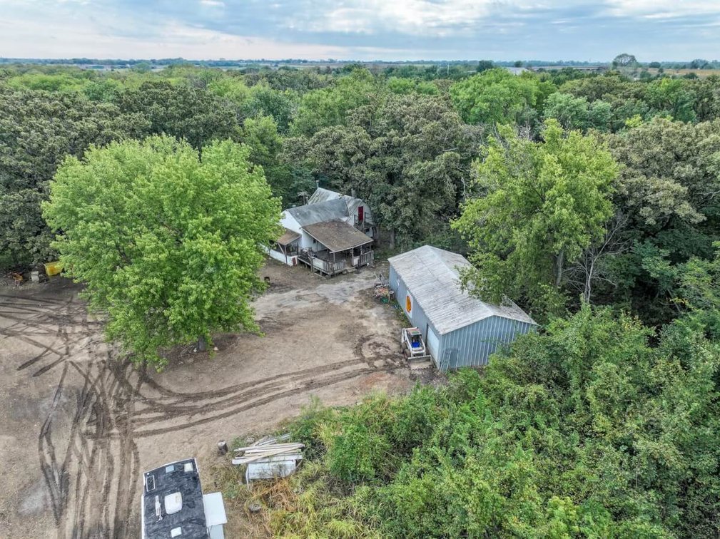 10+- Acres w/ Walnut River Frontage & Amazing Mature Trees – Augusta, Kansas photo 6