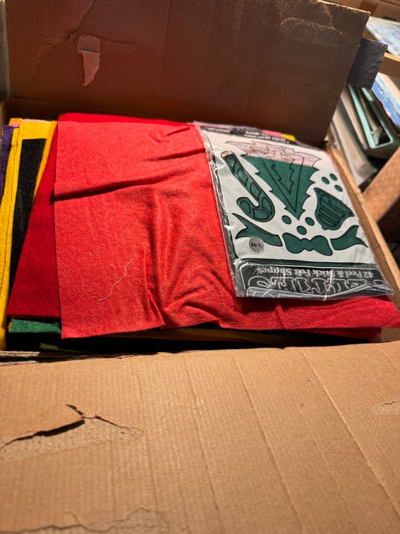Large lot of sewing material and all contents of bar photo 5