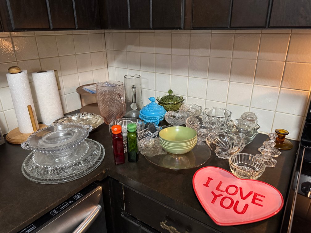 Contents of counter, glassware