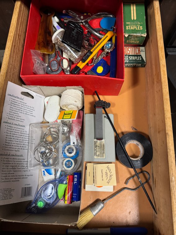 Contents of lower cabinet and drawers photo 5