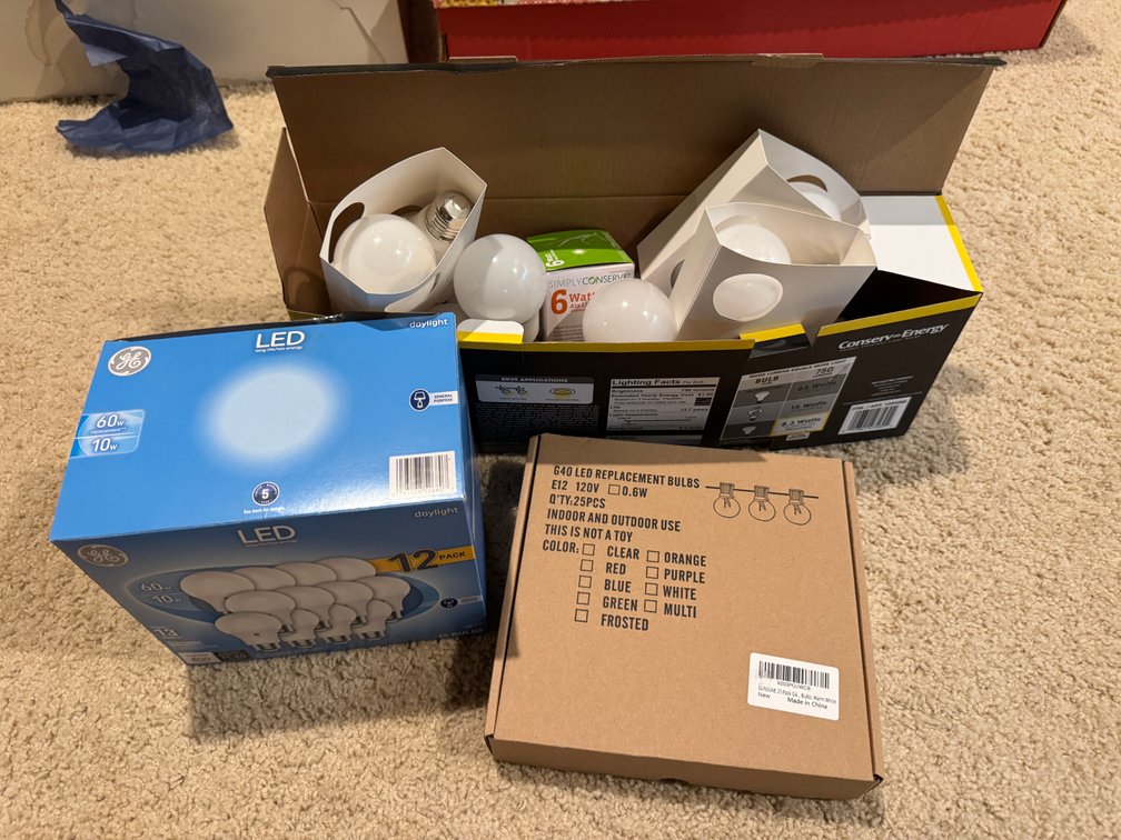 Assorted Light bulbs