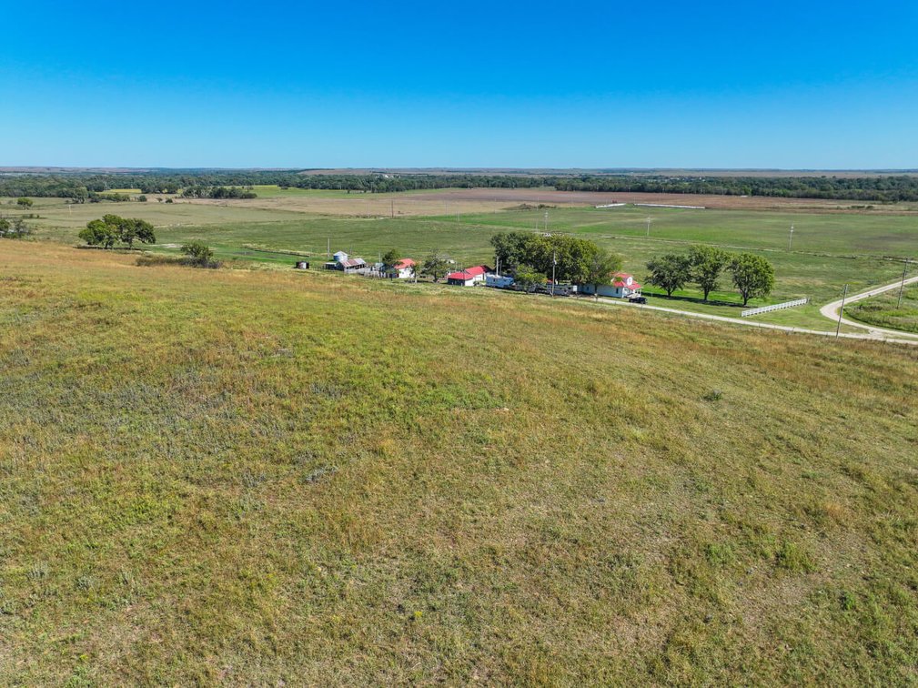 115.8 Acres Farm House, Barns & Pasture near Toronto in Greenwood County, Kansas photo 9