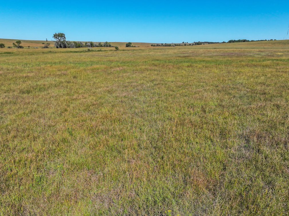 1,120+- Acres Kansas Native Bluestem Pasture Ranch – Woodson County, Kansas photo 8