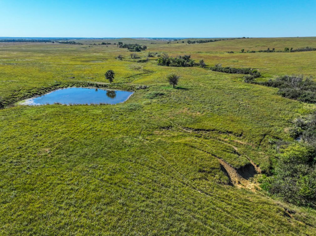 1,120+- Acres Kansas Native Bluestem Pasture Ranch – Woodson County, Kansas photo 10