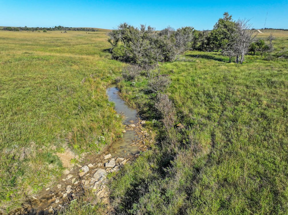 1,120+- Acres Kansas Native Bluestem Pasture Ranch – Woodson County, Kansas photo 7