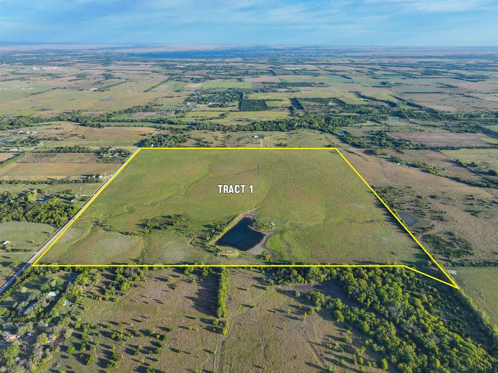 320+- Acres Butler County, Kansas Native Flint Hills Pasture – 2 Tracts photo 2