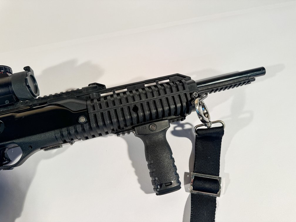 Hi-Point Model 995 9mm Rifle with Tactical Dot Sight 2 Mags and Strap photo 10