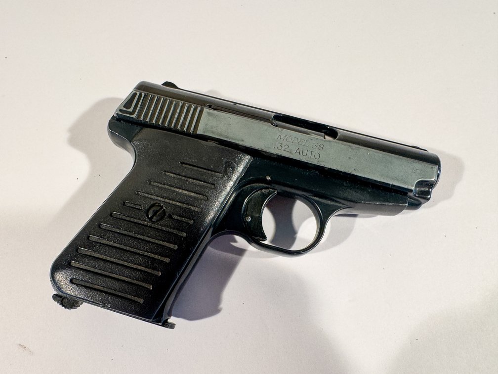 Bryco Arms 32 Auto Model 38 SN 018988 Pistol