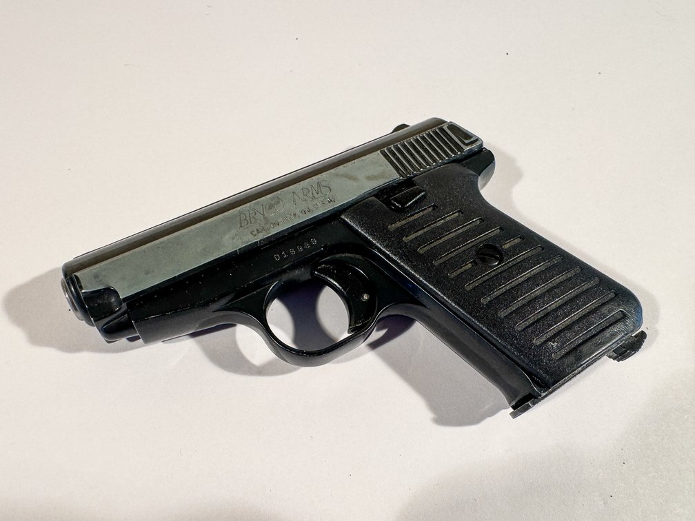 Bryco Arms 32 Auto Model 38 SN 018988 Pistol photo 3