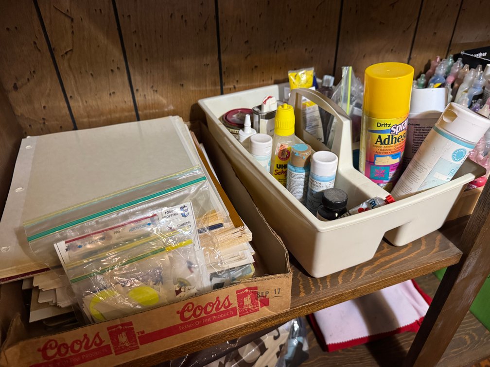 Contents of Corner, Books, Iron, Yarn, Arts and Crafts photo 9
