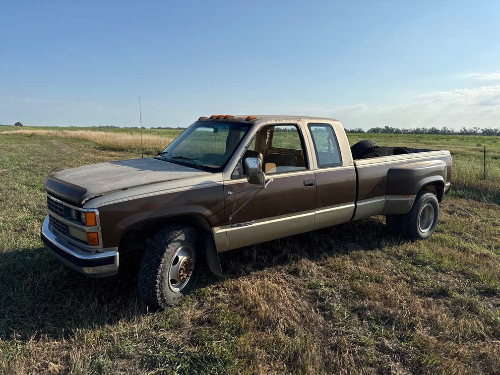 09 Harley Davidson, 03 F250, 88 Chevy 3500, Antiques, Guns and Collectables photo 4