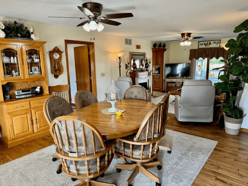 1509 SW HWY 77, El Dorado, KS – 3 Bed 2 1/2 Bath House on 4.6 Acres photo 4
