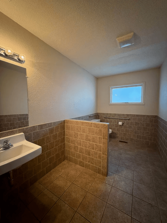 424 W Central Ave, El Dorado Kansas 67042 Commercial Investment Real Estate photo 7