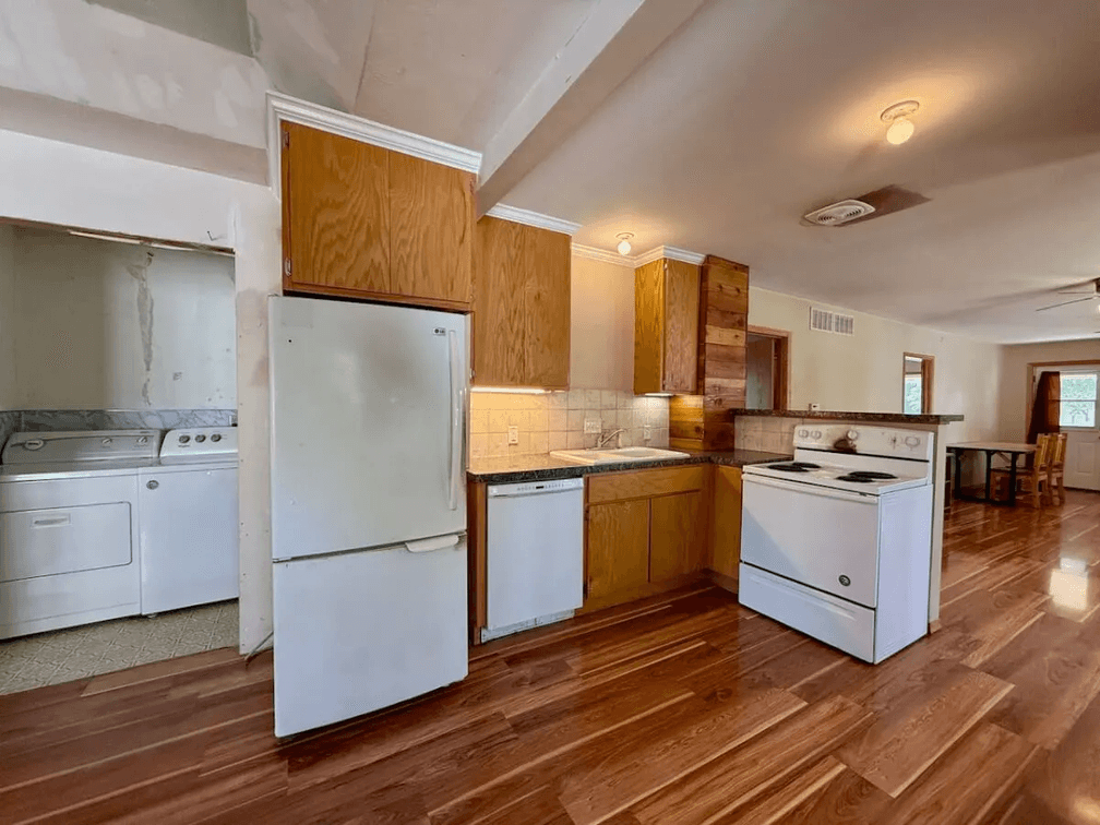 1012 W Towanda Ave, El Dorado, KS 67042 - Investment Real Estate Auction photo 6