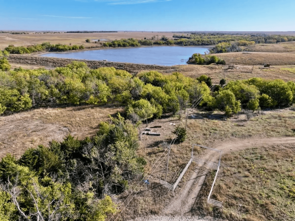 308 Acres in Butler County Kansas: Watershed Lake, Ponds, Pasture, Creek & Timber  photo 6