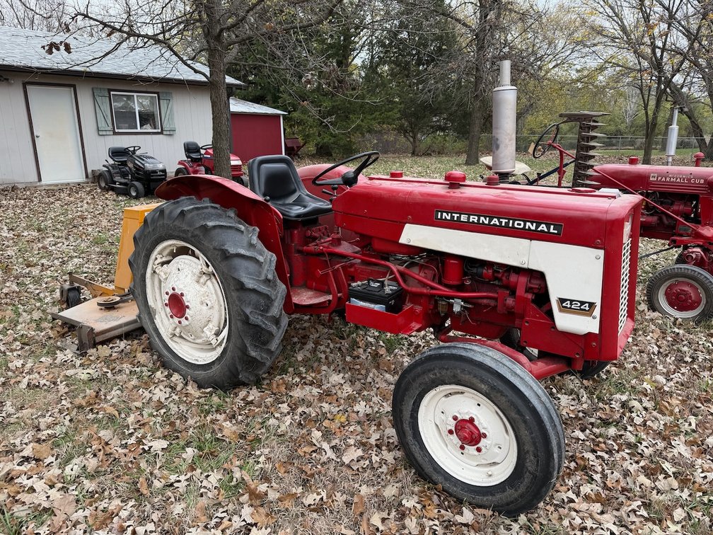 Southeast Wichita Brick Ranch Style Home on 4.1 Acres: 12425 E. Osie St., Wichita KS 67207 and Tractors photo 4